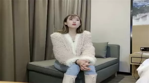步滨探花3000约炮实录流出！极品身材高清无码，国产真实偷拍高潮不断