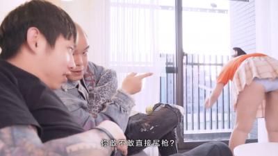 欲求不满人妻上门服务中突然脱光!秘密拍摄的出轨实录